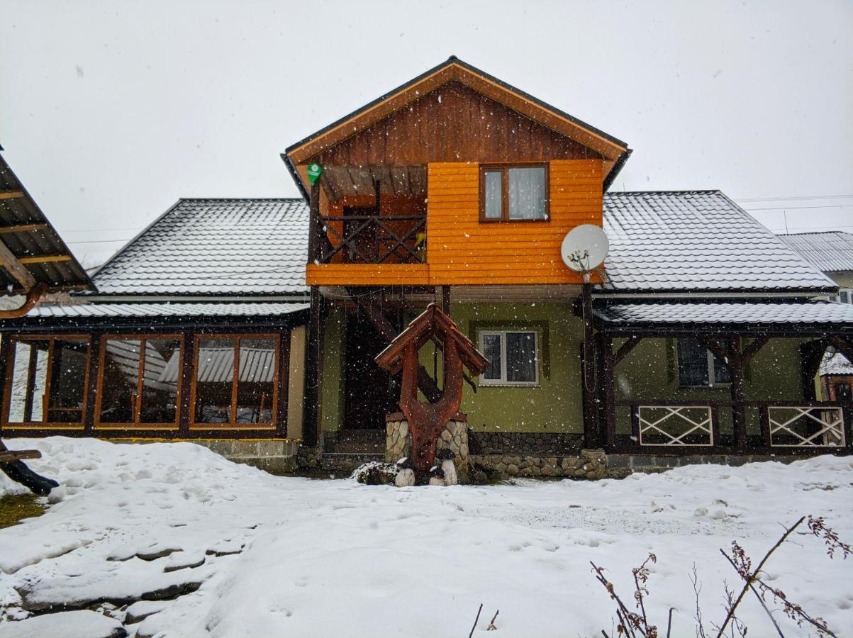 Zatishok Bilya Richky Villa Pilipets ภายนอก รูปภาพ