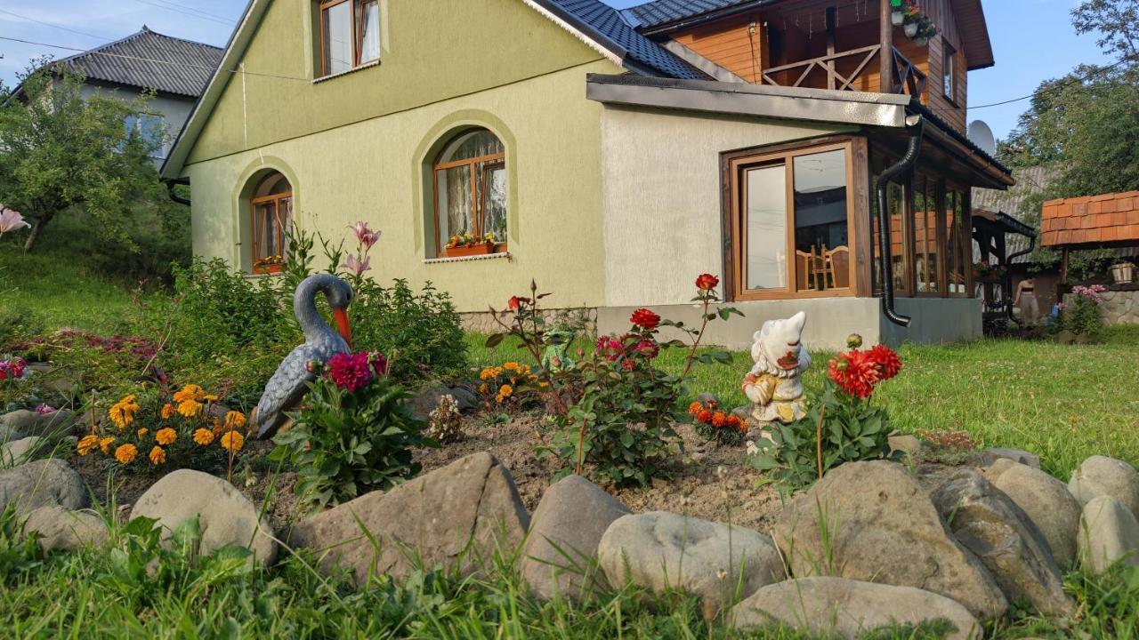 Zatishok Bilya Richky Villa Pilipets ภายนอก รูปภาพ