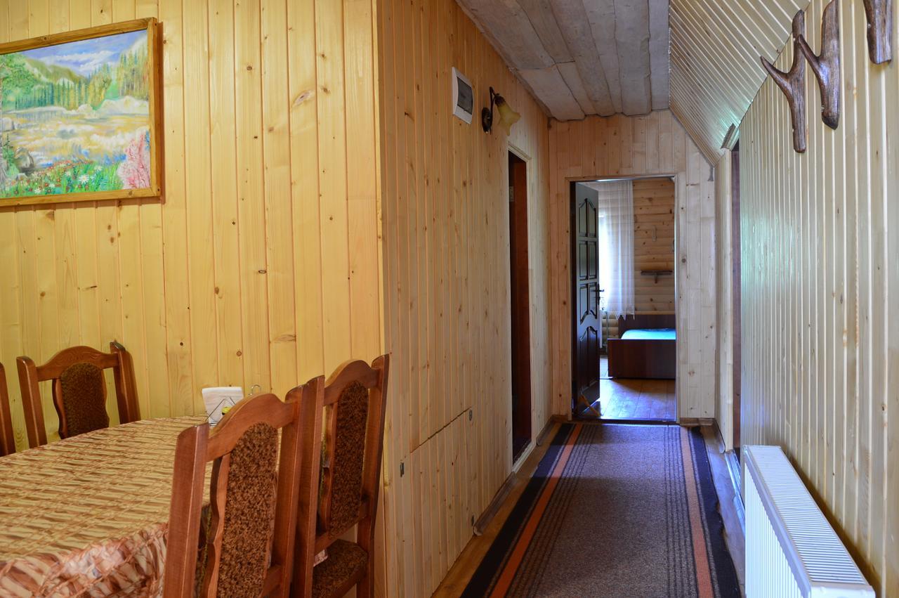 Zatishok Bilya Richky Villa Pilipets ภายนอก รูปภาพ