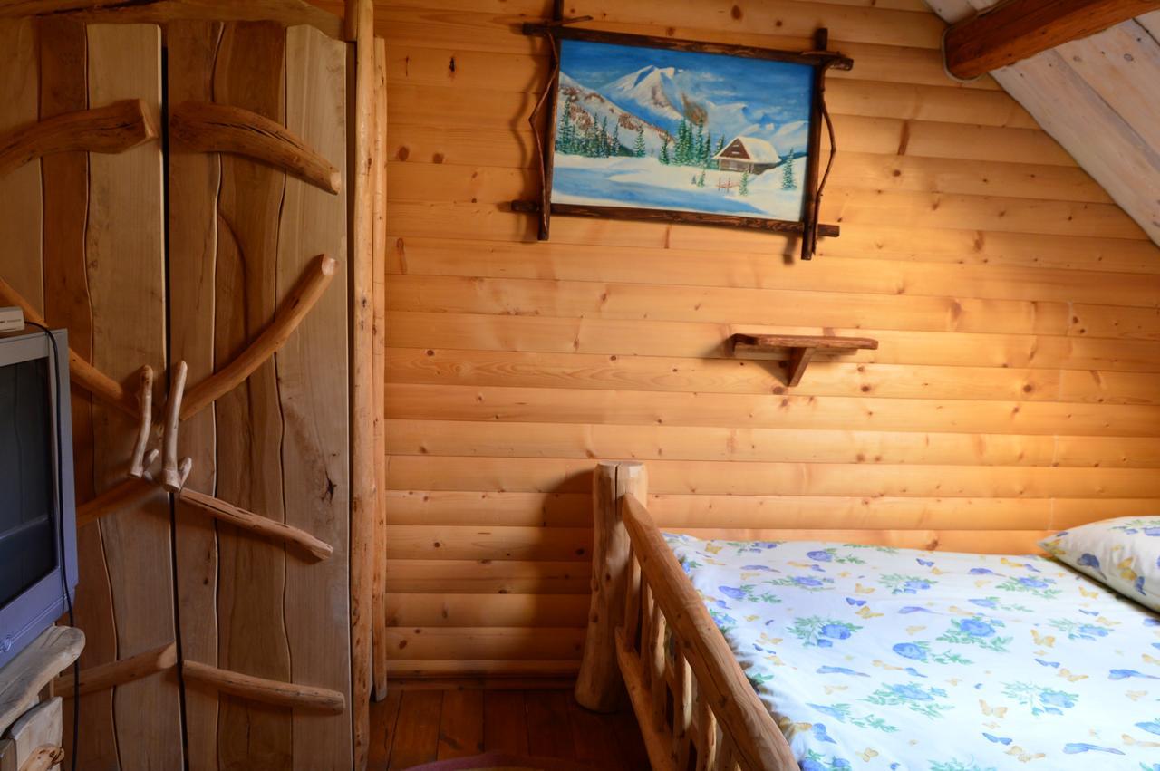 Zatishok Bilya Richky Villa Pilipets ภายนอก รูปภาพ
